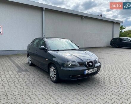 Серый Сеат Кордоба, объемом двигателя 1.4 л и пробегом 224 тыс. км за 3800 $, фото 4 на Automoto.ua