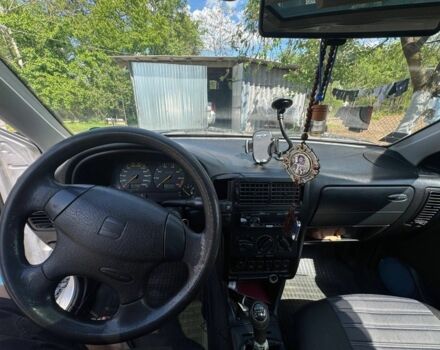 Серый Сеат Кордоба, объемом двигателя 1.6 л и пробегом 226 тыс. км за 1500 $, фото 6 на Automoto.ua