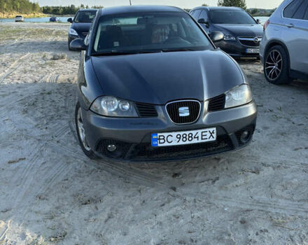 Сірий Сеат Cordoba, об'ємом двигуна 1.98 л та пробігом 317 тис. км за 1999 $, фото 1 на Automoto.ua