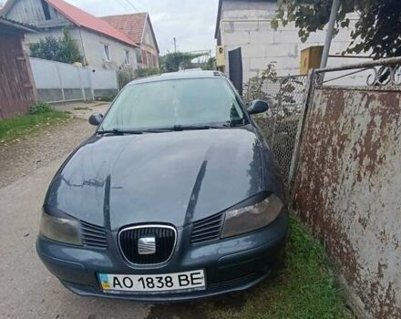 Сірий Сеат Cordoba, об'ємом двигуна 1.98 л та пробігом 290 тис. км за 3400 $, фото 1 на Automoto.ua
