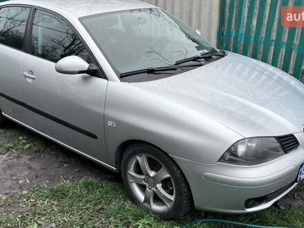 Сірий Сеат Cordoba, об'ємом двигуна 1.98 л та пробігом 205 тис. км за 3500 $, фото 1 на Automoto.ua