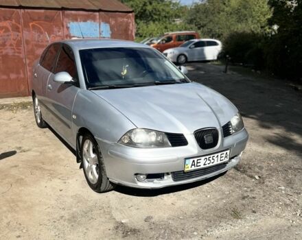 Сірий Сеат Cordoba, об'ємом двигуна 2 л та пробігом 217 тис. км за 4000 $, фото 1 на Automoto.ua