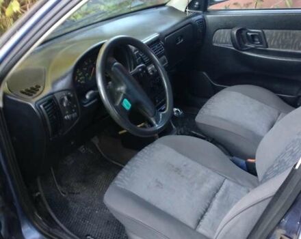 Синий Сеат Кордоба, объемом двигателя 1.8 л и пробегом 300 тыс. км за 1150 $, фото 2 на Automoto.ua