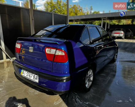Синий Сеат Кордоба, объемом двигателя 1.4 л и пробегом 200 тыс. км за 2200 $, фото 2 на Automoto.ua