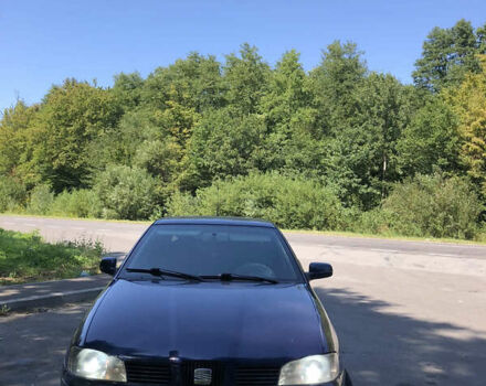 Синий Сеат Кордоба, объемом двигателя 1.6 л и пробегом 150 тыс. км за 3999 $, фото 1 на Automoto.ua