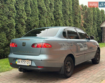 Синий Сеат Кордоба, объемом двигателя 1.39 л и пробегом 195 тыс. км за 3999 $, фото 2 на Automoto.ua