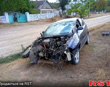 Синий Сеат Кордоба, объемом двигателя 2 л и пробегом 65 тыс. км за 500 $, фото 3 на Automoto.ua