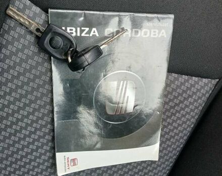 Синій Сеат Cordoba, об'ємом двигуна 1.4 л та пробігом 186 тис. км за 4600 $, фото 28 на Automoto.ua
