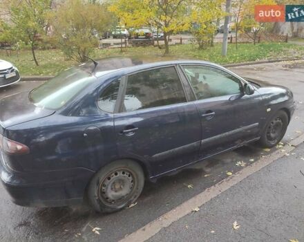Сеат Cordoba 2008 у Києві на Automoto.ua Синій Сеат Cordoba, об'ємом двигуна 2 л та пробігом 268 тис. км за 3300 $, фото 9 на Automoto.ua