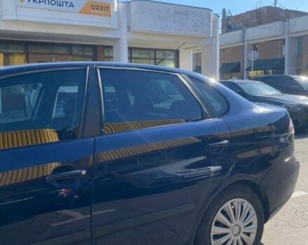 Синий Сеат Кордоба, объемом двигателя 2 л и пробегом 268 тыс. км за 3300 $, фото 4 на Automoto.ua