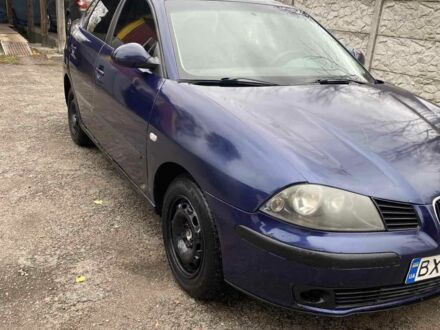 Синий Сеат Кордоба, объемом двигателя 1.4 л и пробегом 200 тыс. км за 2600 $, фото 1 на Automoto.ua