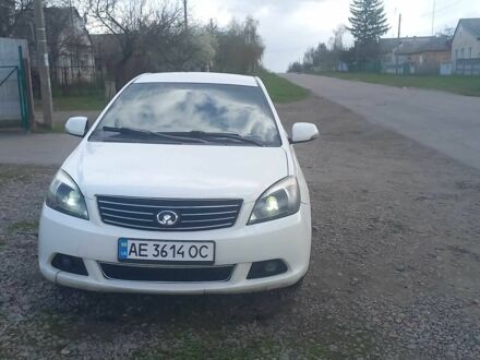 Сеат Інша 2012 у Пятихатках на Automoto.ua Білий Сеат Інша, об'ємом двигуна 1.5 л та пробігом 235 тис. км за 3950 $, фото 1 на Automoto.ua