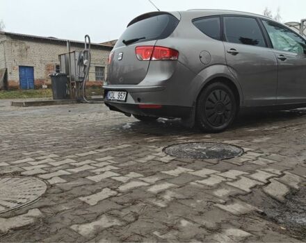 Коричневый Сеат Другая, объемом двигателя 2 л и пробегом 284 тыс. км за 2700 $, фото 4 на Automoto.ua