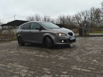 Коричневый Сеат Другая, объемом двигателя 2 л и пробегом 284 тыс. км за 2700 $, фото 1 на Automoto.ua