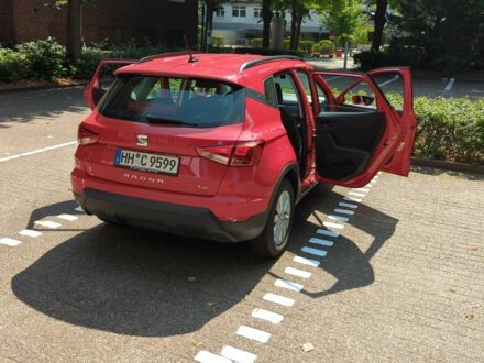 Красный Сеат Другая, объемом двигателя 1 л и пробегом 45 тыс. км за 15668 $, фото 1 на Automoto.ua