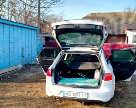 Белый Сеат Эксео, объемом двигателя 2 л и пробегом 246 тыс. км за 5000 $, фото 8 на Automoto.ua