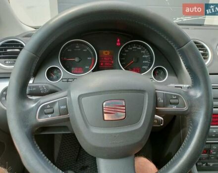 Черный Сеат Эксео, объемом двигателя 2 л и пробегом 286 тыс. км за 5900 $, фото 2 на Automoto.ua