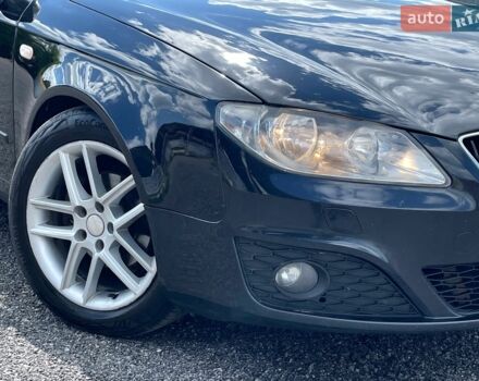 Чорний Сеат Ексео, об'ємом двигуна 2 л та пробігом 326 тис. км за 8099 $, фото 4 на Automoto.ua