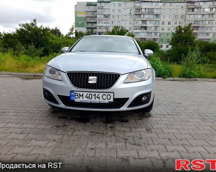 Сірий Сеат Ексео, об'ємом двигуна 2 л та пробігом 295 тис. км за 9000 $, фото 4 на Automoto.ua