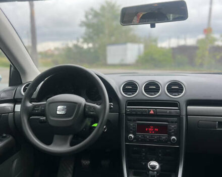 Сірий Сеат Ексео, об'ємом двигуна 1.6 л та пробігом 179 тис. км за 7800 $, фото 11 на Automoto.ua