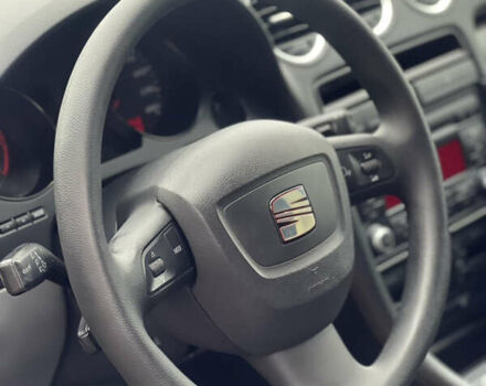 Сірий Сеат Ексео, об'ємом двигуна 1.6 л та пробігом 179 тис. км за 7800 $, фото 23 на Automoto.ua
