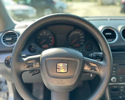 Сірий Сеат Ексео, об'ємом двигуна 1.6 л та пробігом 179 тис. км за 7800 $, фото 29 на Automoto.ua