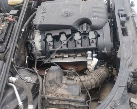 Сірий Сеат Ексео, об'ємом двигуна 1.98 л та пробігом 300 тис. км за 1800 $, фото 4 на Automoto.ua