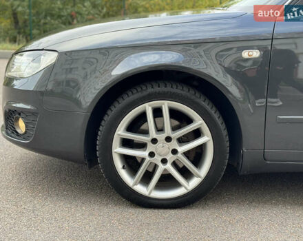 Серый Сеат Эксео, объемом двигателя 2 л и пробегом 225 тыс. км за 8300 $, фото 8 на Automoto.ua