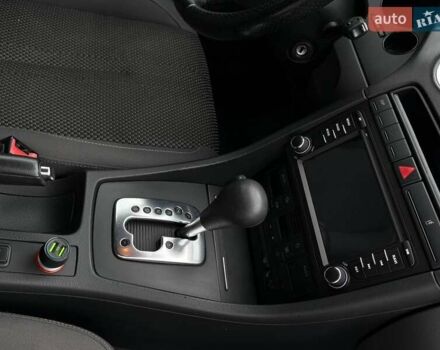 Серый Сеат Эксео, объемом двигателя 2 л и пробегом 199 тыс. км за 7900 $, фото 25 на Automoto.ua