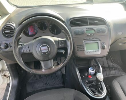 Белый Сеат Фритрек, объемом двигателя 2 л и пробегом 270 тыс. км за 6450 $, фото 7 на Automoto.ua