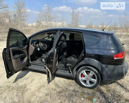 Сеат Фритрек, объемом двигателя 2 л и пробегом 135 тыс. км за 7500 $, фото 11 на Automoto.ua