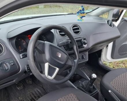 Белый Сеат Ибица, объемом двигателя 1.2 л и пробегом 230 тыс. км за 4800 $, фото 5 на Automoto.ua