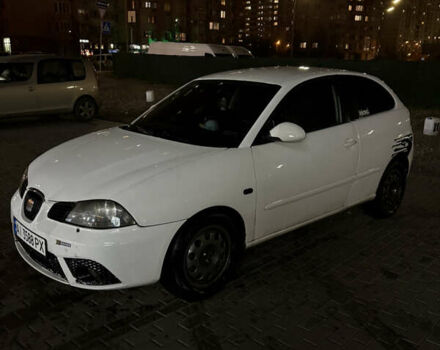 Белый Сеат Ибица, объемом двигателя 1.98 л и пробегом 231 тыс. км за 4300 $, фото 4 на Automoto.ua