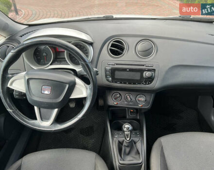 Белый Сеат Ибица, объемом двигателя 1.39 л и пробегом 182 тыс. км за 4950 $, фото 8 на Automoto.ua