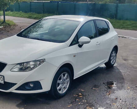 Білий Сеат Ibiza, об'ємом двигуна 1.39 л та пробігом 203 тис. км за 5600 $, фото 5 на Automoto.ua