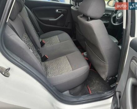 Белый Сеат Ибица, объемом двигателя 1.2 л и пробегом 192 тыс. км за 3900 $, фото 7 на Automoto.ua