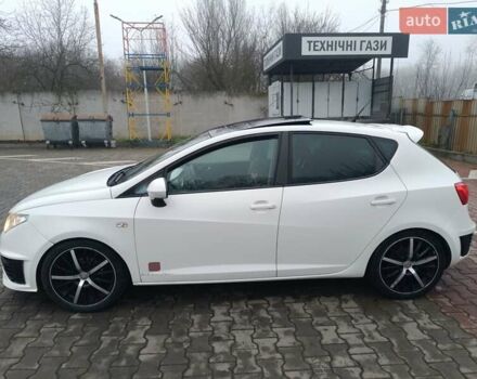 Белый Сеат Ибица, объемом двигателя 1.39 л и пробегом 197 тыс. км за 5000 $, фото 18 на Automoto.ua