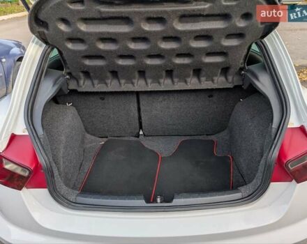 Білий Сеат Ibiza, об'ємом двигуна 1.39 л та пробігом 250 тис. км за 7200 $, фото 13 на Automoto.ua