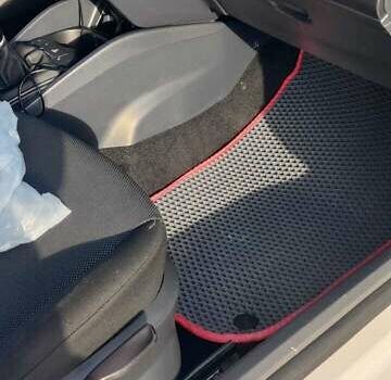 Белый Сеат Ибица, объемом двигателя 1.39 л и пробегом 203 тыс. км за 5598 $, фото 18 на Automoto.ua