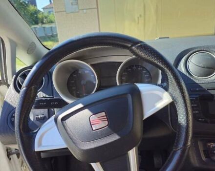 Білий Сеат Ibiza, об'ємом двигуна 1.39 л та пробігом 156 тис. км за 6000 $, фото 11 на Automoto.ua