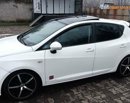 Белый Сеат Ибица, объемом двигателя 1.39 л и пробегом 197 тыс. км за 5000 $, фото 8 на Automoto.ua