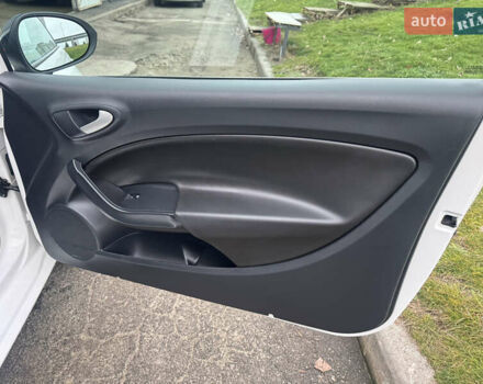 Белый Сеат Ибица, объемом двигателя 1.4 л и пробегом 187 тыс. км за 8550 $, фото 21 на Automoto.ua