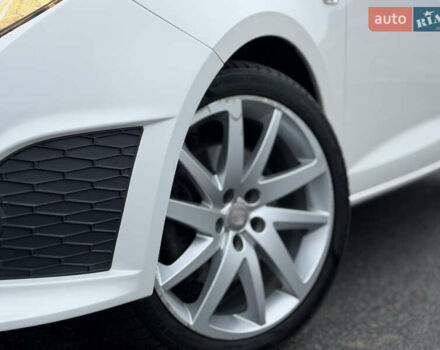 Белый Сеат Ибица, объемом двигателя 1.4 л и пробегом 198 тыс. км за 8111 $, фото 21 на Automoto.ua