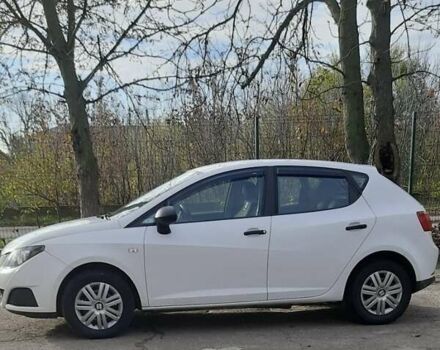 Белый Сеат Ибица, объемом двигателя 1.2 л и пробегом 200 тыс. км за 6000 $, фото 1 на Automoto.ua