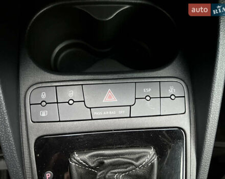 Білий Сеат Ibiza, об'ємом двигуна 1.4 л та пробігом 193 тис. км за 8500 $, фото 43 на Automoto.ua