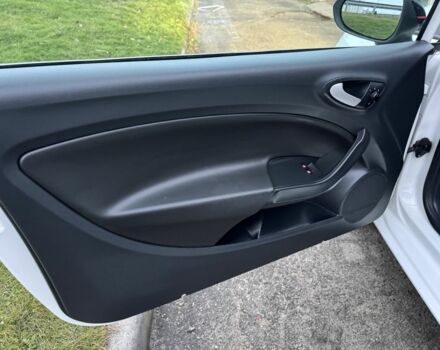 Белый Сеат Ибица, объемом двигателя 1.4 л и пробегом 187 тыс. км за 8550 $, фото 10 на Automoto.ua