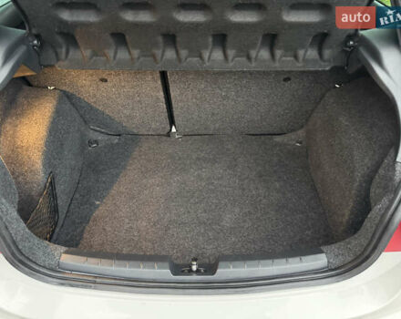 Белый Сеат Ибица, объемом двигателя 1.4 л и пробегом 187 тыс. км за 8550 $, фото 35 на Automoto.ua