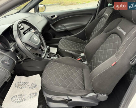 Белый Сеат Ибица, объемом двигателя 1.4 л и пробегом 198 тыс. км за 8111 $, фото 35 на Automoto.ua