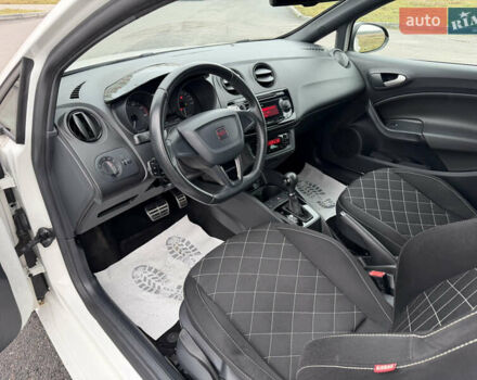 Белый Сеат Ибица, объемом двигателя 1.4 л и пробегом 198 тыс. км за 8111 $, фото 36 на Automoto.ua