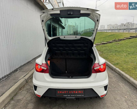 Белый Сеат Ибица, объемом двигателя 1.4 л и пробегом 187 тыс. км за 8550 $, фото 33 на Automoto.ua